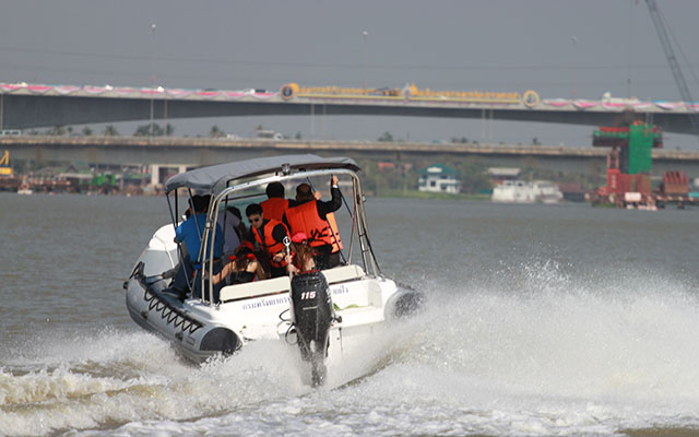 救援充气船 RHIB